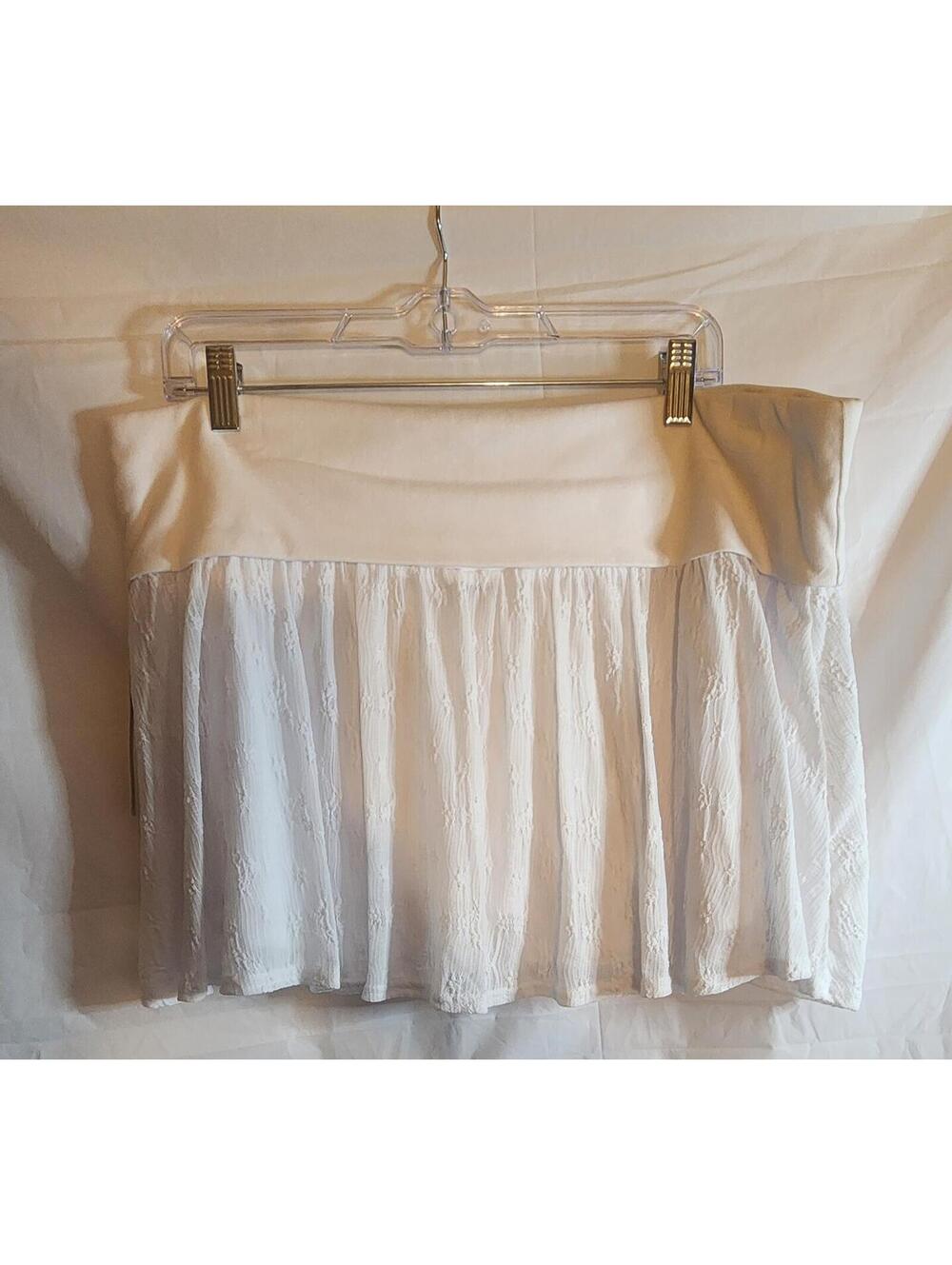 No Boundaries Women's White Lace Skirt XXL (20)